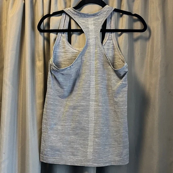 Lululemon Swiftly Speed Racerback - Picture 3 of 4